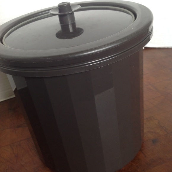 tupperware ice bucket